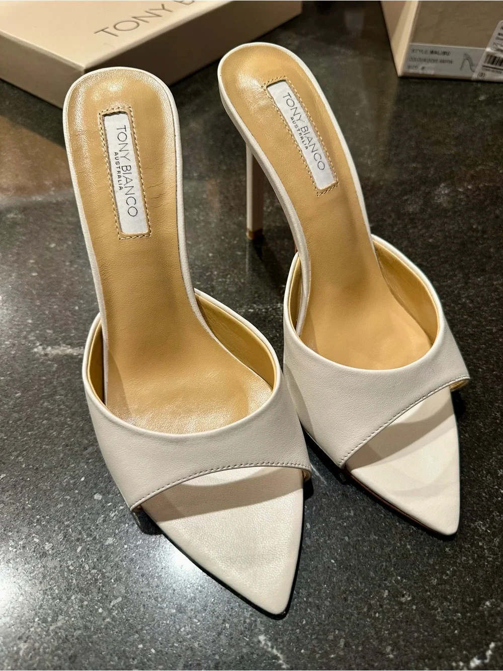 Tony Bianco Malibu Sandal, Dove